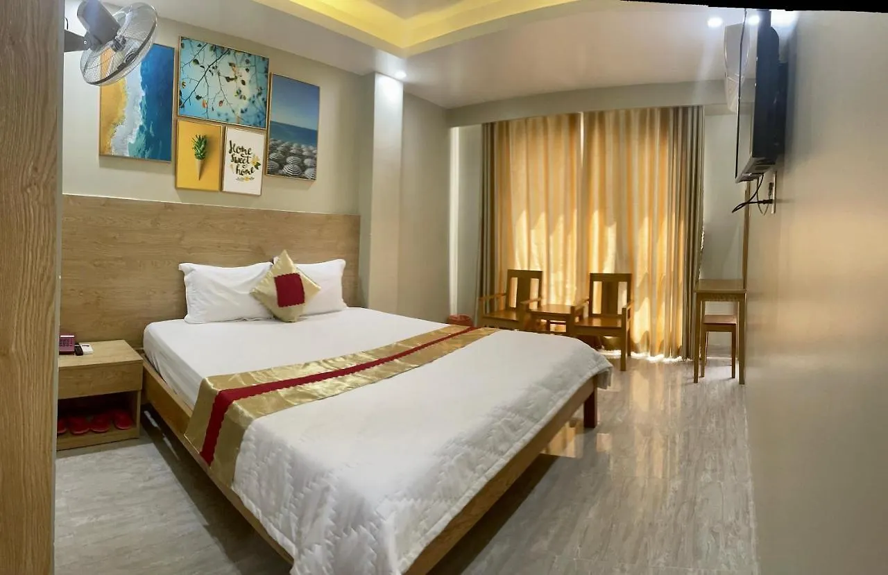Sunrise Hotel Вунгтау